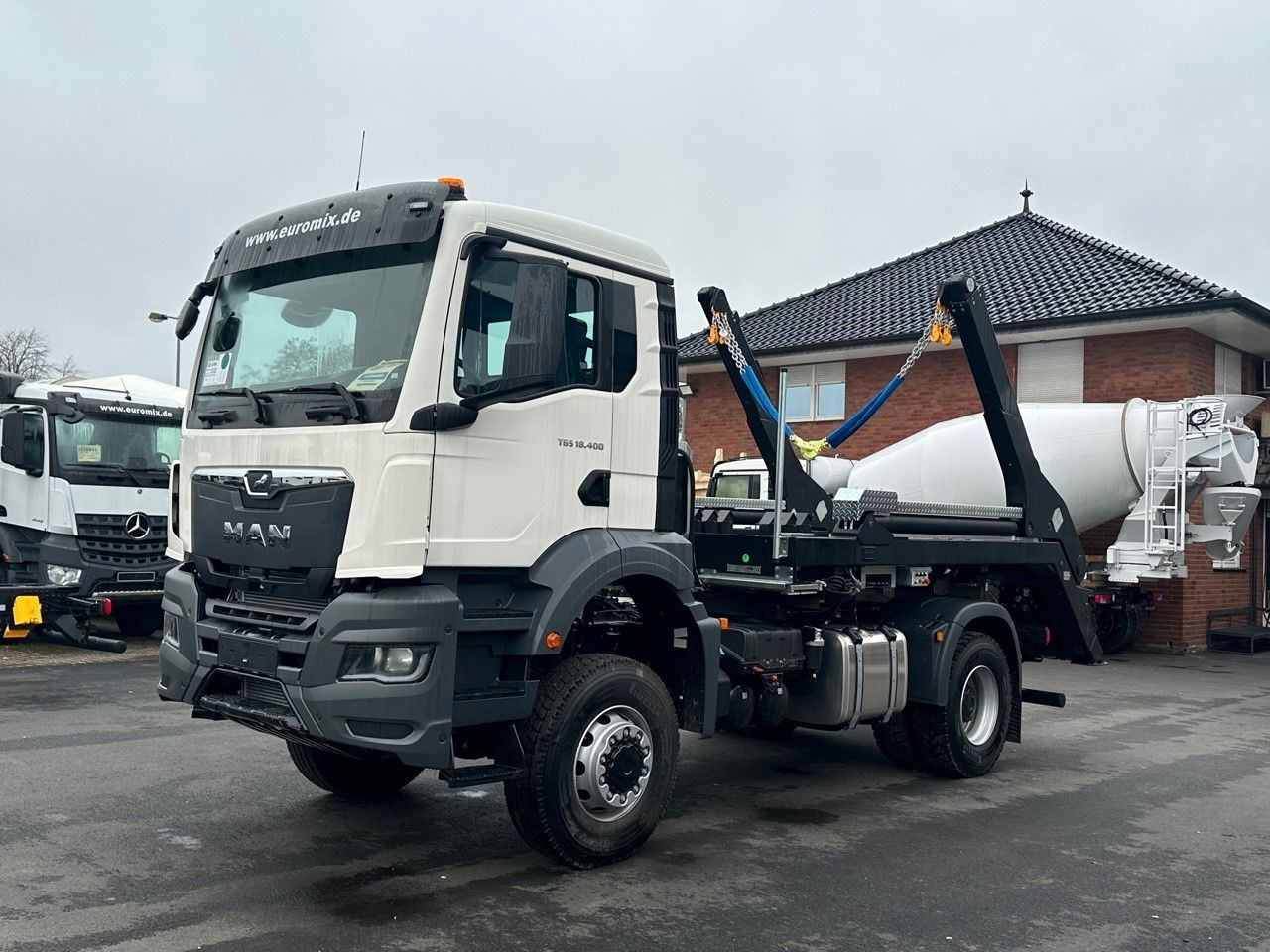MAN TGS 18.400 4x4 Euro 6e Hyva Absetzkipper - Kallurauto, Kraanaga veoauto: pilt 1 MAN TGS 18.400 4x4 Euro 6e Hyva Absetzkipper - Kallurauto, Kraanaga veoauto: pilt 1