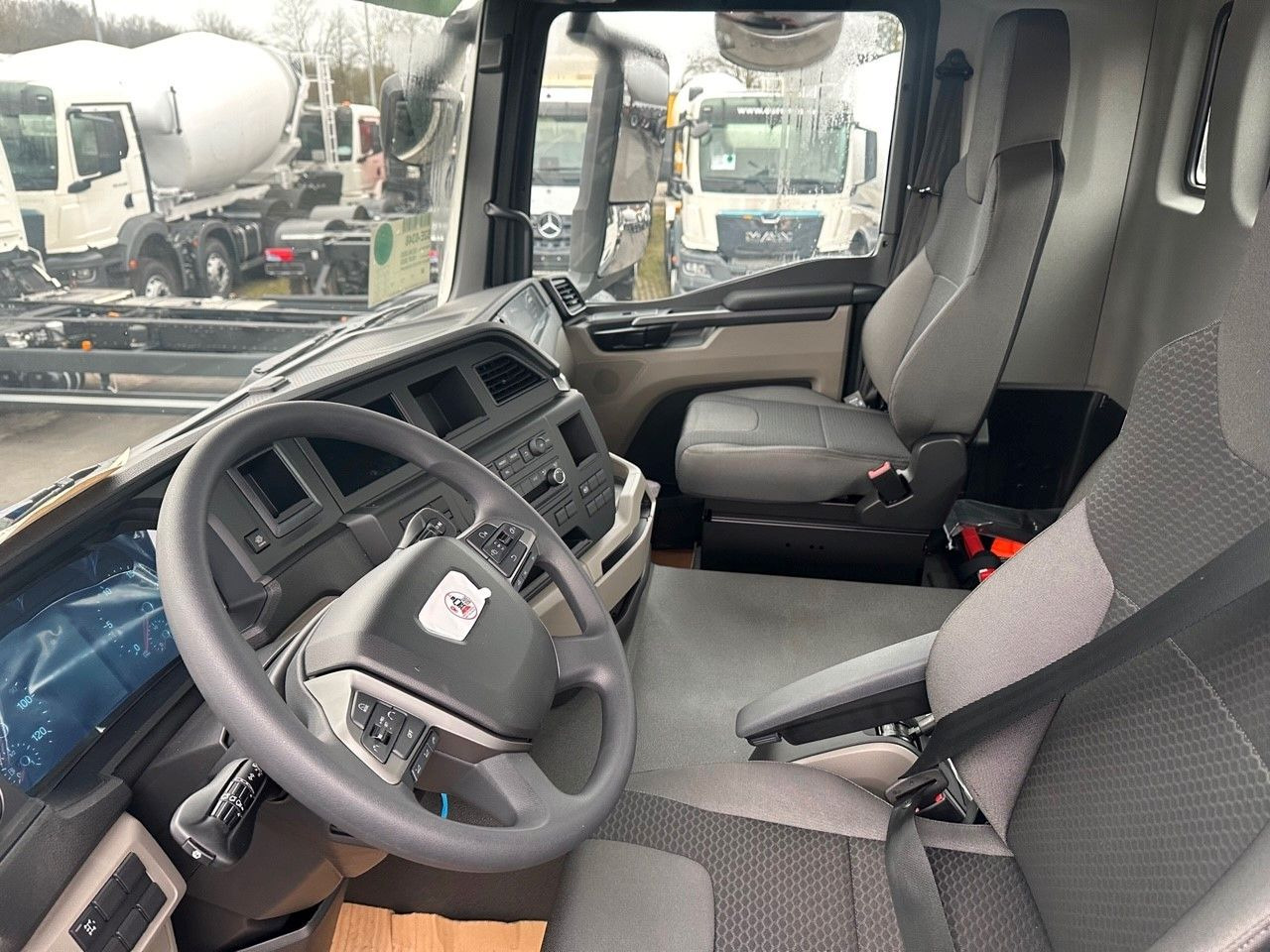 MAN TGS 18.400 4x4 Euro 6e Hyva Absetzkipper - Kallurauto, Kraanaga veoauto: pilt 4 MAN TGS 18.400 4x4 Euro 6e Hyva Absetzkipper - Kallurauto, Kraanaga veoauto: pilt 4