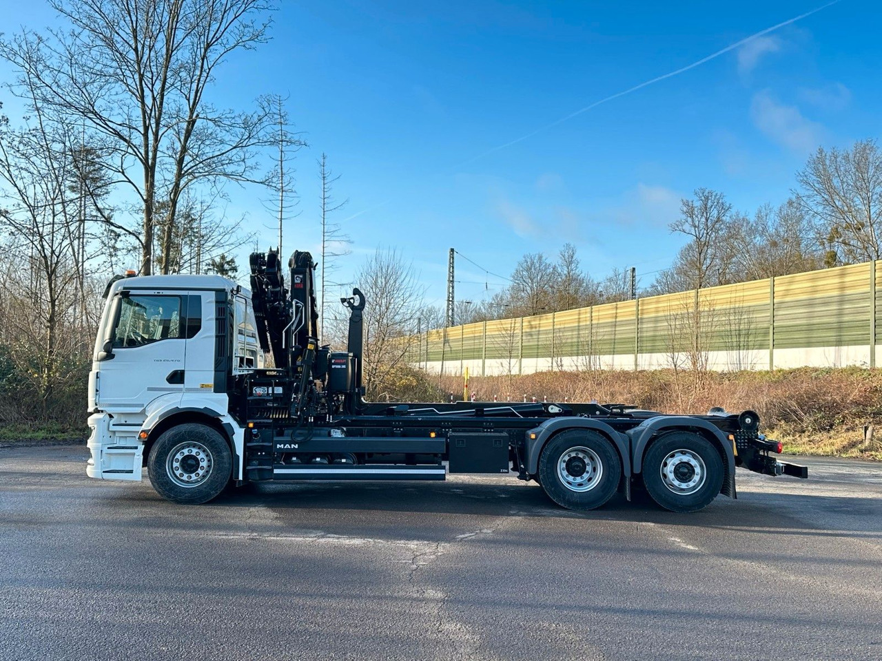 MAN TGS 26.470 6x2 Abrollkipper + Kran Hiab 138-3 - Konkstõstukiga veoauto, Kraanaga veoauto: pilt 3 MAN TGS 26.470 6x2 Abrollkipper + Kran Hiab 138-3 - Konkstõstukiga veoauto, Kraanaga veoauto: pilt 3