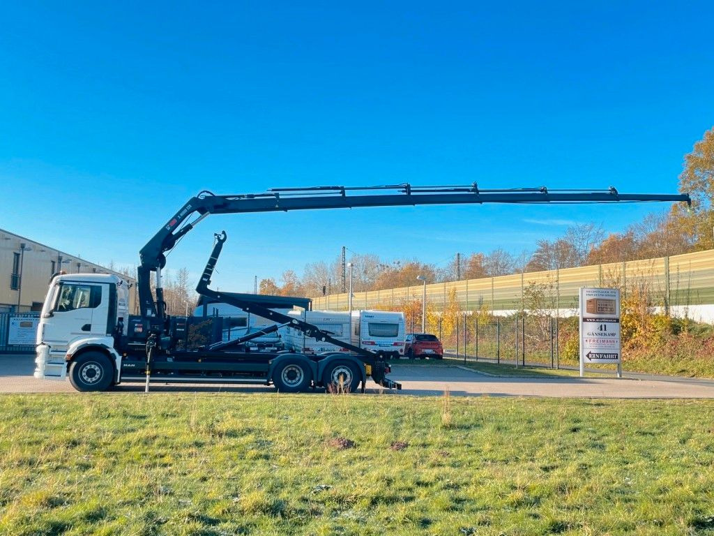 MAN TGS 26.470 6x2 Abrollkipper + Kran Hiab 228-6 - Konkstõstukiga veoauto, Kraanaga veoauto: pilt 3 MAN TGS 26.470 6x2 Abrollkipper + Kran Hiab 228-6 - Konkstõstukiga veoauto, Kraanaga veoauto: pilt 3