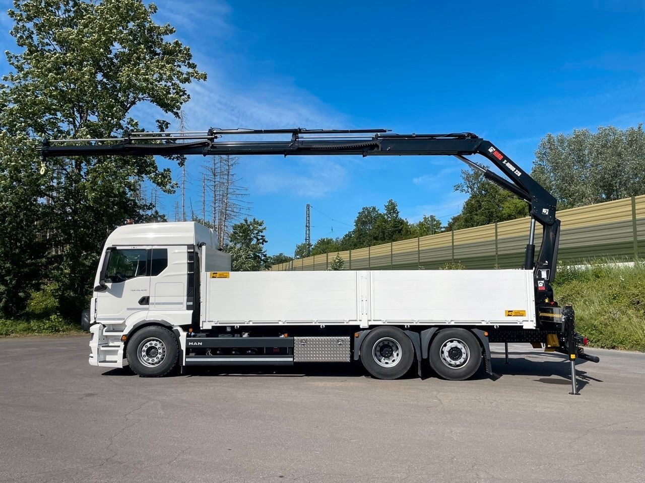 MAN TGS 26.480 6X2 Euro6 Retarder HIAB 228 - 4 - Kraanaga veoauto: pilt 3 MAN TGS 26.480 6X2 Euro6 Retarder HIAB 228 - 4 - Kraanaga veoauto: pilt 3