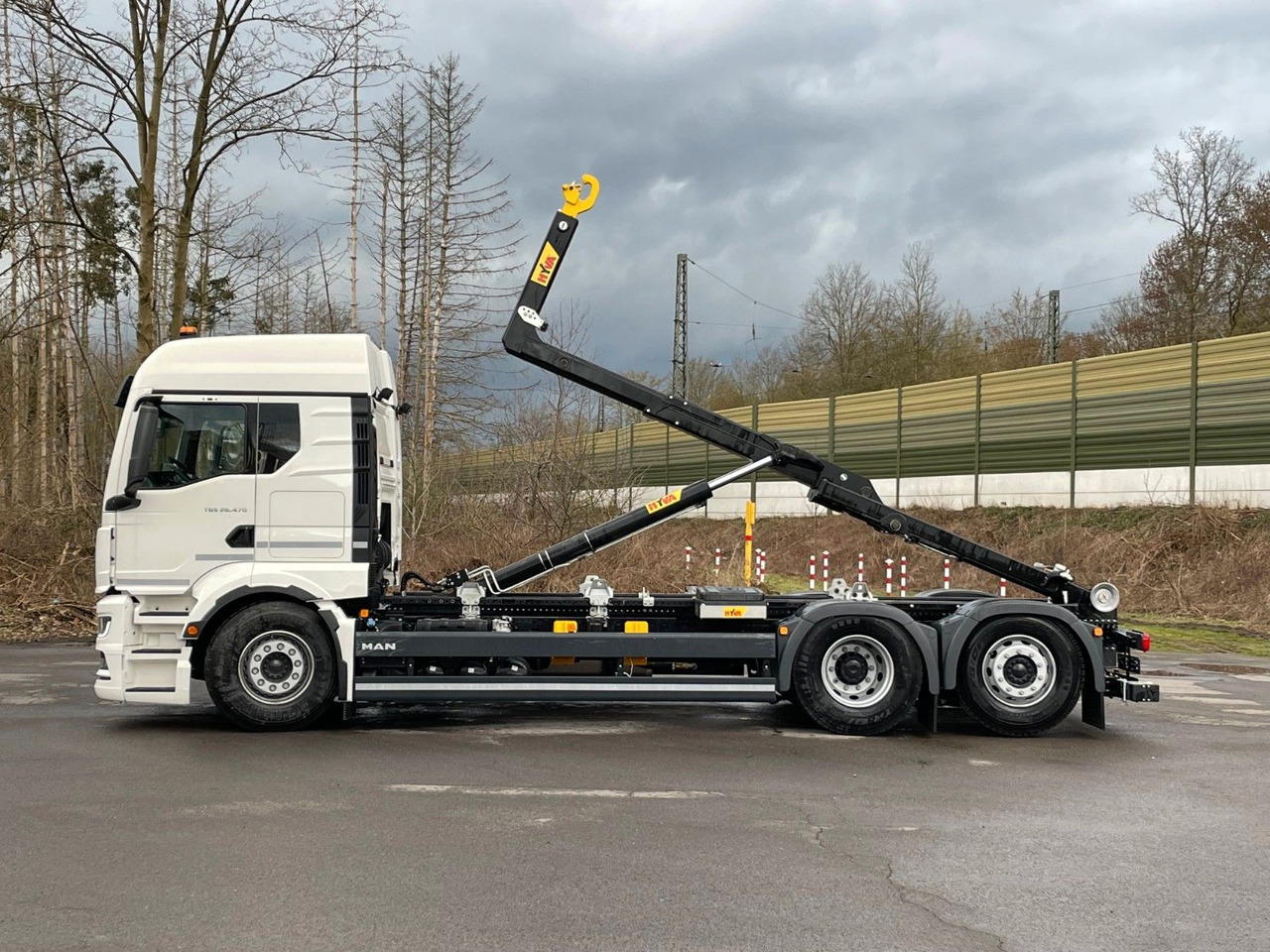 MAN TGS 26.480 6x2 Retarder Hyva 20-60 Abrollkipper - Konkstõstukiga veoauto: pilt 3 MAN TGS 26.480 6x2 Retarder Hyva 20-60 Abrollkipper - Konkstõstukiga veoauto: pilt 3