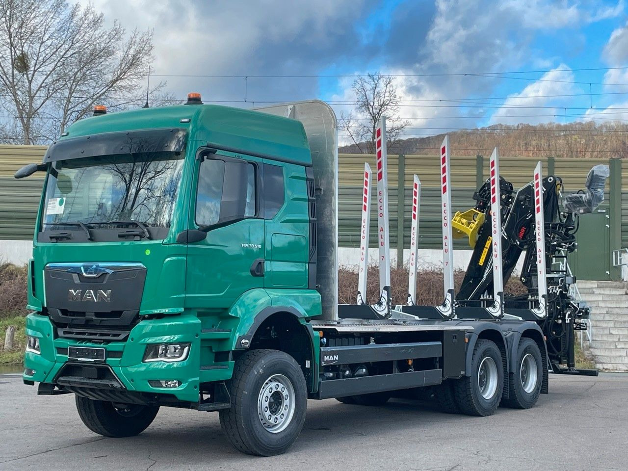 MAN TGS 33.510 6X4 BL Euro6e LogLift 165Z - Metsaveok, Kraanaga veoauto: pilt 2 MAN TGS 33.510 6X4 BL Euro6e LogLift 165Z - Metsaveok, Kraanaga veoauto: pilt 2