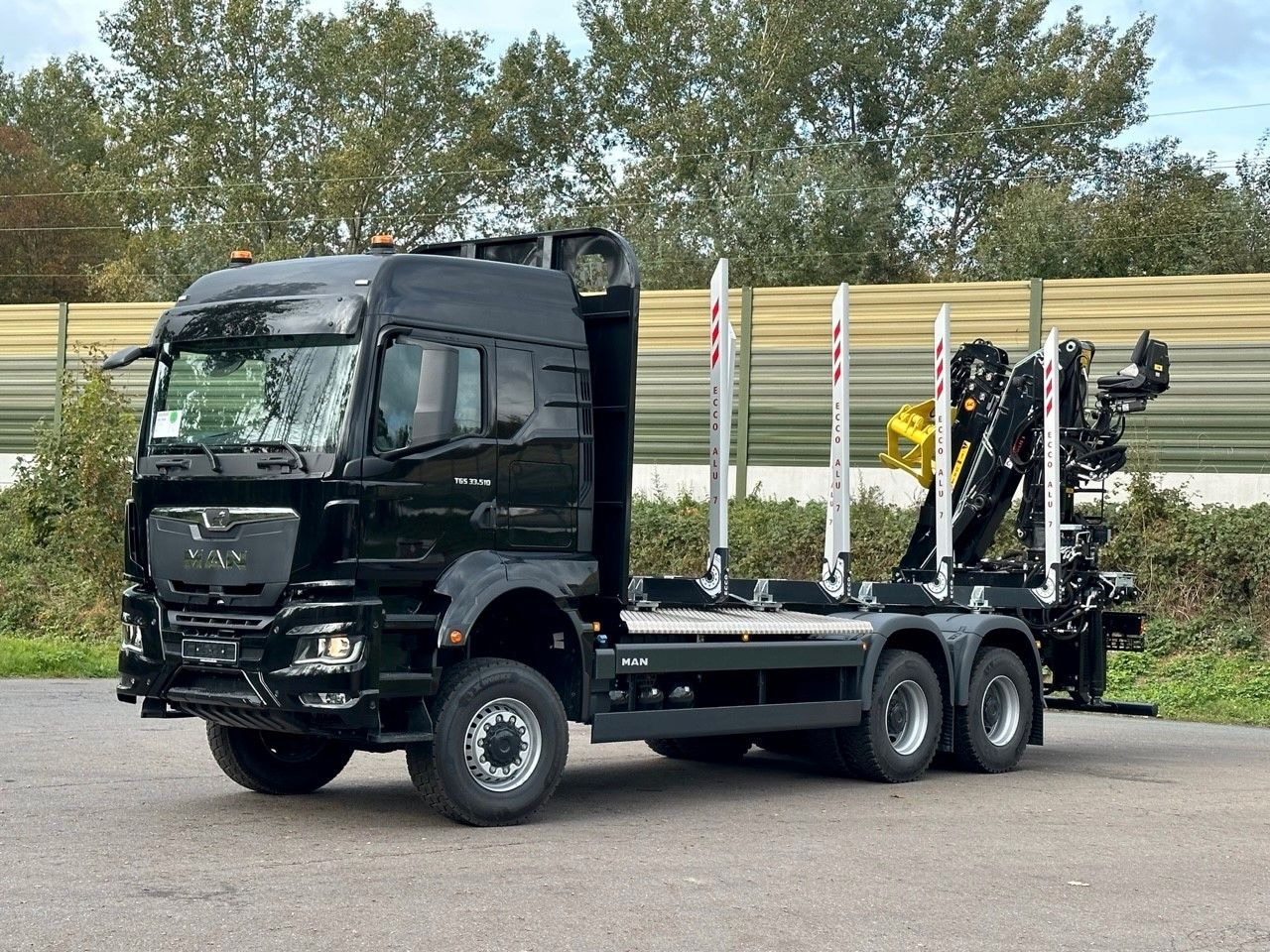 MAN TGS 33.520 6X6 Euro6e LogLift 165 Z - Metsaveok, Kraanaga veoauto: pilt 1 MAN TGS 33.520 6X6 Euro6e LogLift 165 Z - Metsaveok, Kraanaga veoauto: pilt 1