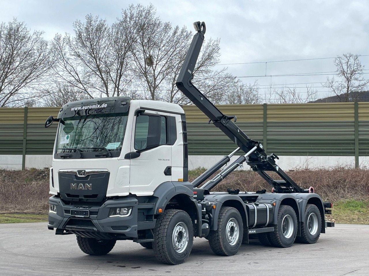 MAN TGS 35.480 8x4 Euro6e Hiab MultLift Abrollkipper - Konkstõstukiga veoauto, Kraanaga veoauto: pilt 3 MAN TGS 35.480 8x4 Euro6e Hiab MultLift Abrollkipper - Konkstõstukiga veoauto, Kraanaga veoauto: pilt 3
