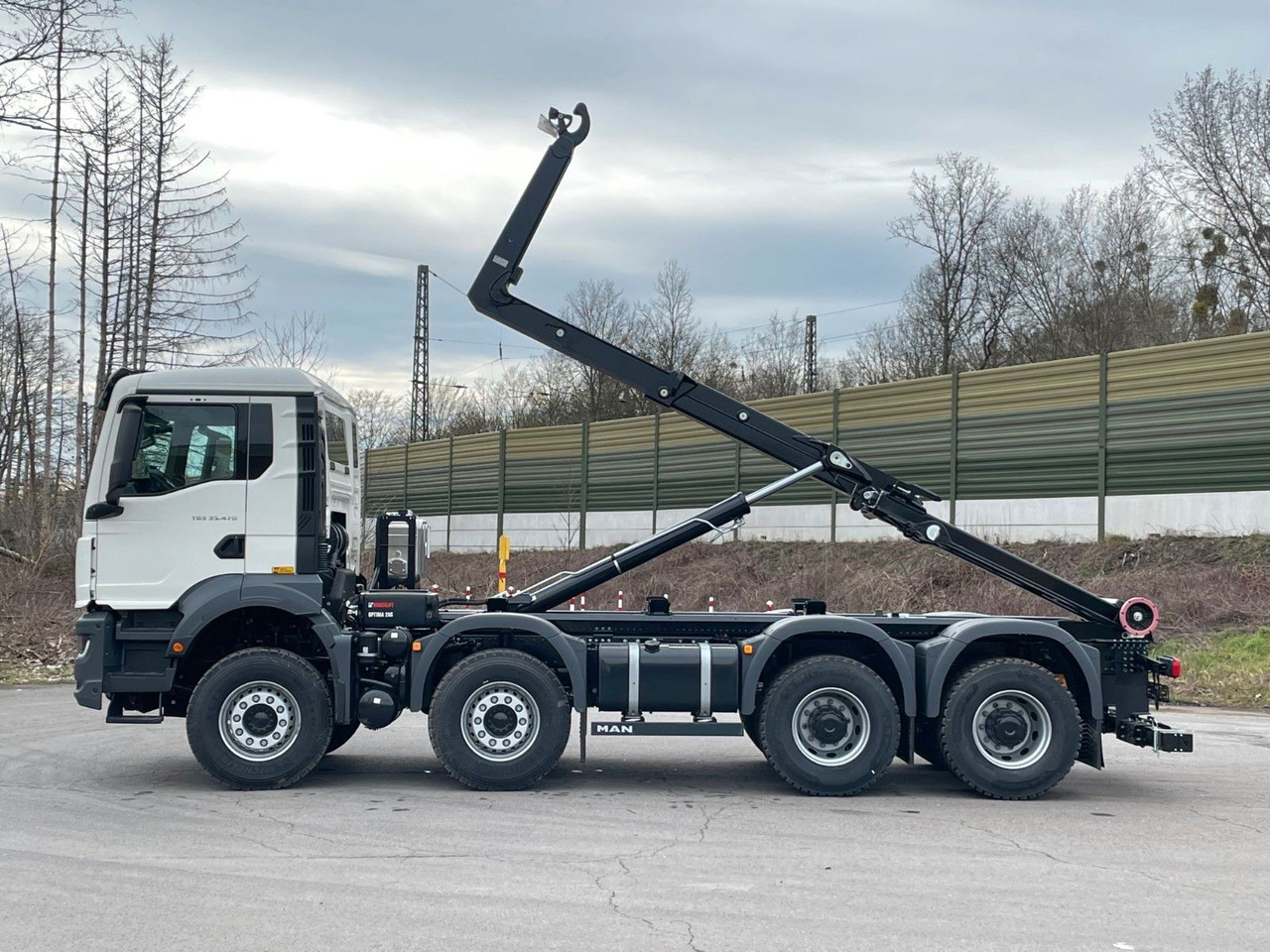 MAN TGS 35.480 8x4 Euro6e Hiab MultLift Abrollkipper - Konkstõstukiga veoauto, Kraanaga veoauto: pilt 4 MAN TGS 35.480 8x4 Euro6e Hiab MultLift Abrollkipper - Konkstõstukiga veoauto, Kraanaga veoauto: pilt 4