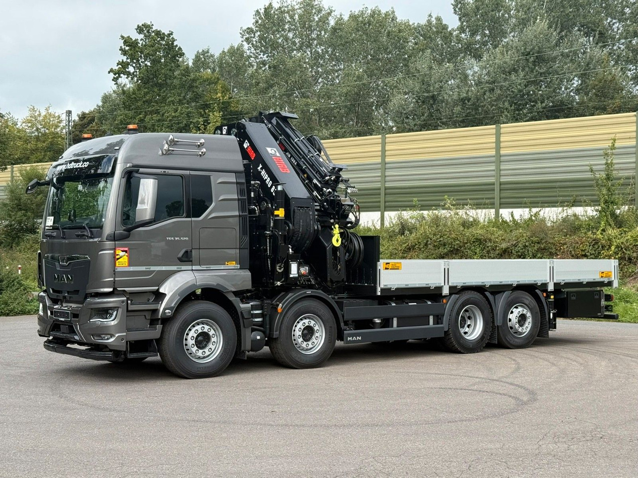 MAN TGS 35.520 8x2 BL HIAB X-HiPro858E-8 & Jib150x-6 - Kraanaga veoauto: pilt 1 MAN TGS 35.520 8x2 BL HIAB X-HiPro858E-8 & Jib150x-6 - Kraanaga veoauto: pilt 1