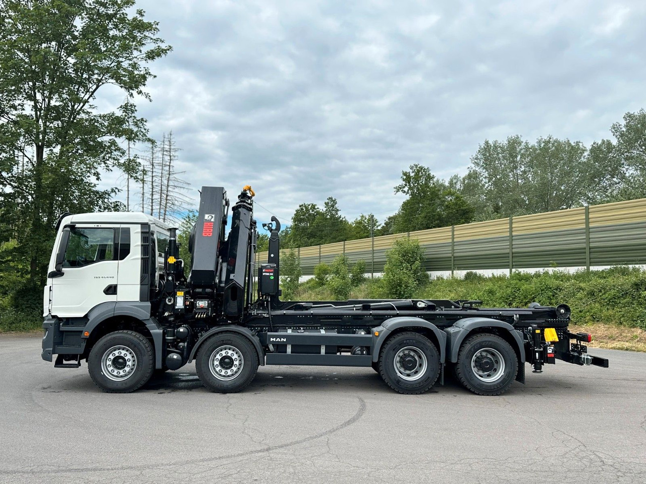 MAN TGS 35.520 8x4 Abrollkipper + Kran HIAB 658E6 - Konkstõstukiga veoauto, Kraanaga veoauto: pilt 4 MAN TGS 35.520 8x4 Abrollkipper + Kran HIAB 658E6 - Konkstõstukiga veoauto, Kraanaga veoauto: pilt 4