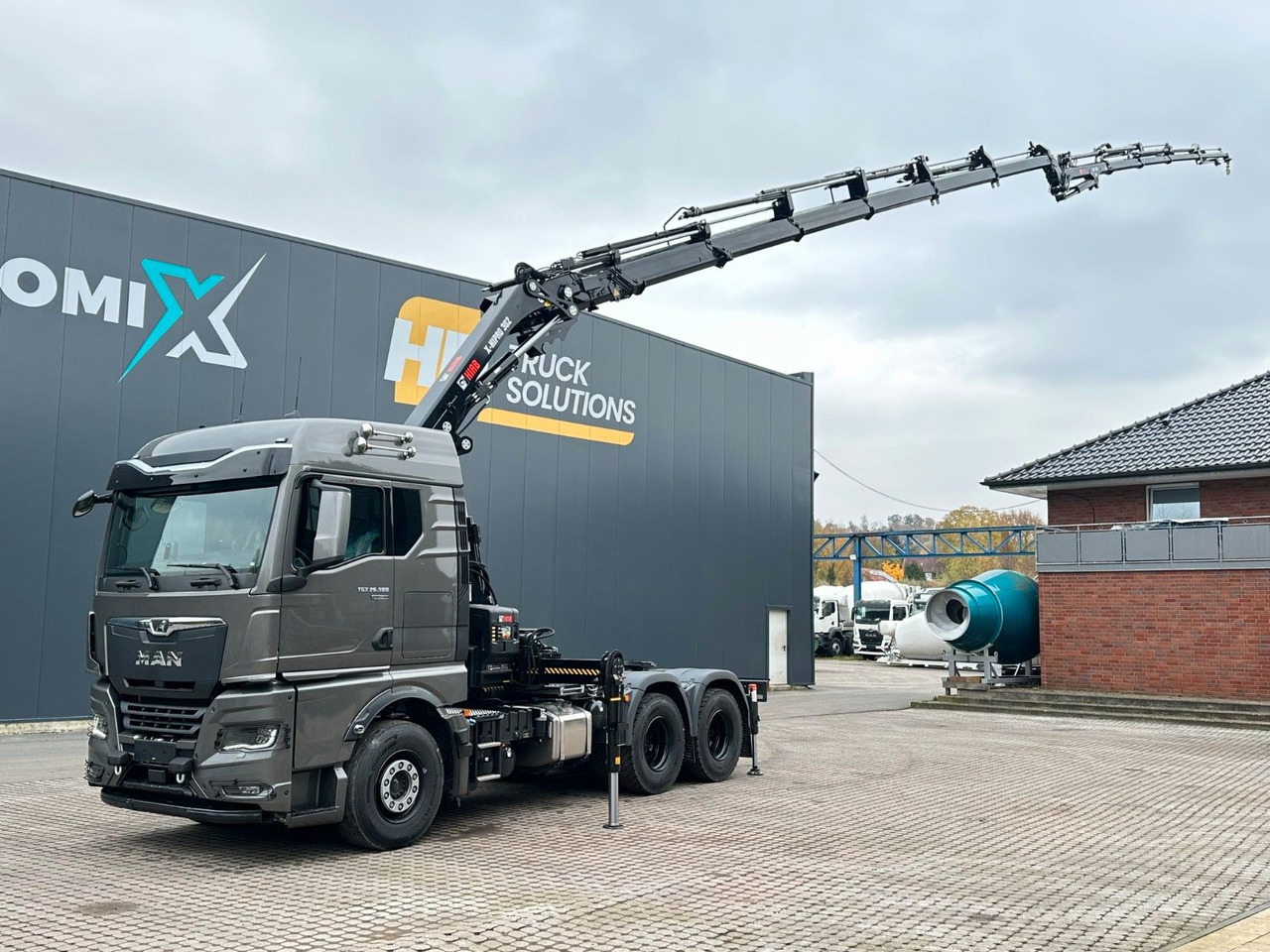 MAN TGX 26.580 6x4 Kran Hiab 302-6 + Jib-4 - Kraanaga veoauto: pilt 3 MAN TGX 26.580 6x4 Kran Hiab 302-6 + Jib-4 - Kraanaga veoauto: pilt 3