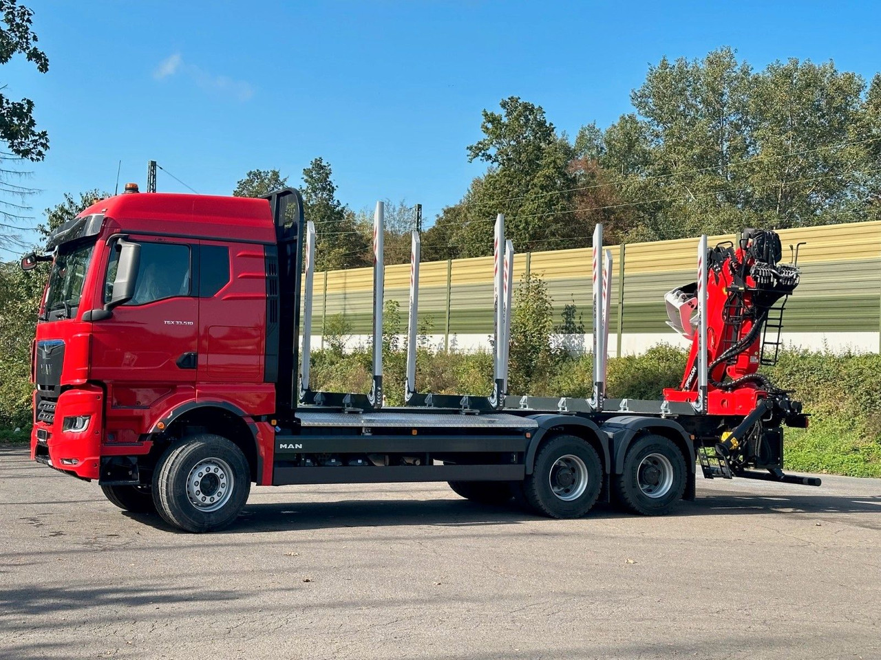 MAN TGX 33.510 6X4 BL Euro6e EPSILON 150 Z - Metsaveok, Kraanaga veoauto: pilt 4 MAN TGX 33.510 6X4 BL Euro6e EPSILON 150 Z - Metsaveok, Kraanaga veoauto: pilt 4