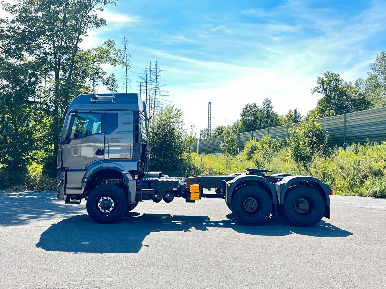 MAN TGS 26.520 6x6 - Sadulveok: pilt 3 MAN TGS 26.520 6x6 - Sadulveok: pilt 3