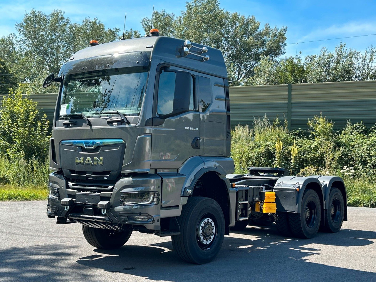 MAN TGS 26.520 6x6 - Sadulveok: pilt 1 MAN TGS 26.520 6x6 - Sadulveok: pilt 1