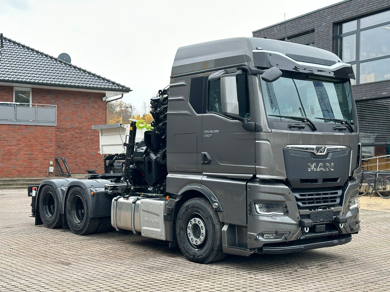 Sadulveok MAN TGX 26.580 6x4 Kran Hiab 302-6 + Jib-4: pilt 10
