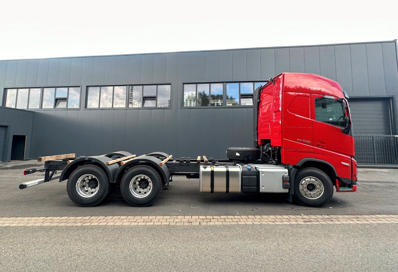 Volvo FH 540 6x4 - Kabiinišassiiga veoauto: pilt 4 Volvo FH 540 6x4 - Kabiinišassiiga veoauto: pilt 4