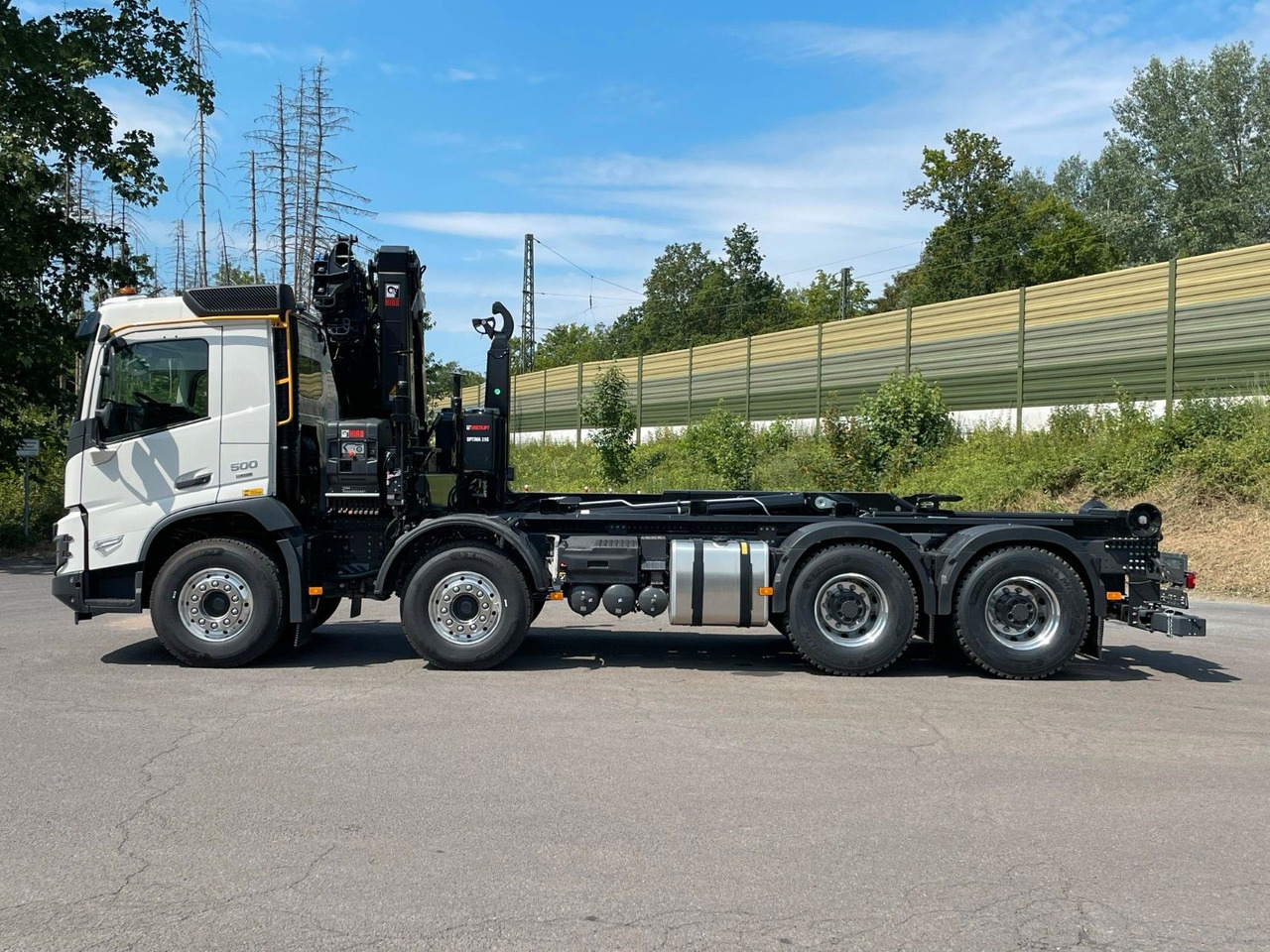 Volvo FMX 500 8x4 Abrollkipper + Kran Hiab 228-6 - Konkstõstukiga veoauto, Kraanaga veoauto: pilt 4 Volvo FMX 500 8x4 Abrollkipper + Kran Hiab 228-6 - Konkstõstukiga veoauto, Kraanaga veoauto: pilt 4