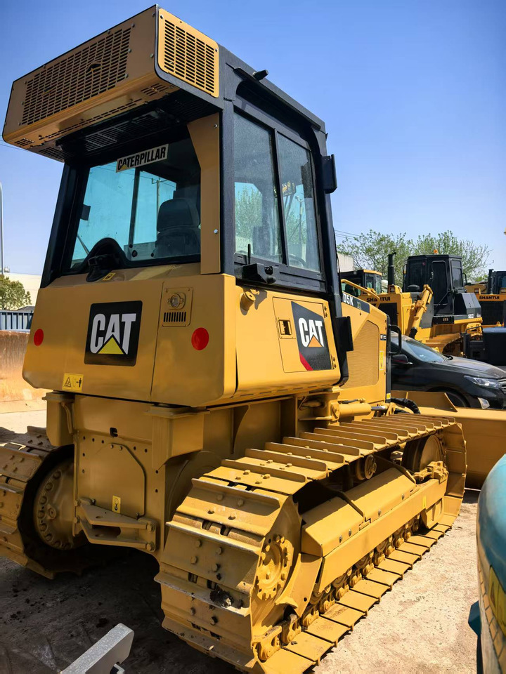 CATERPILLAR D5K - Buldooser: pilt 4 CATERPILLAR D5K - Buldooser: pilt 4