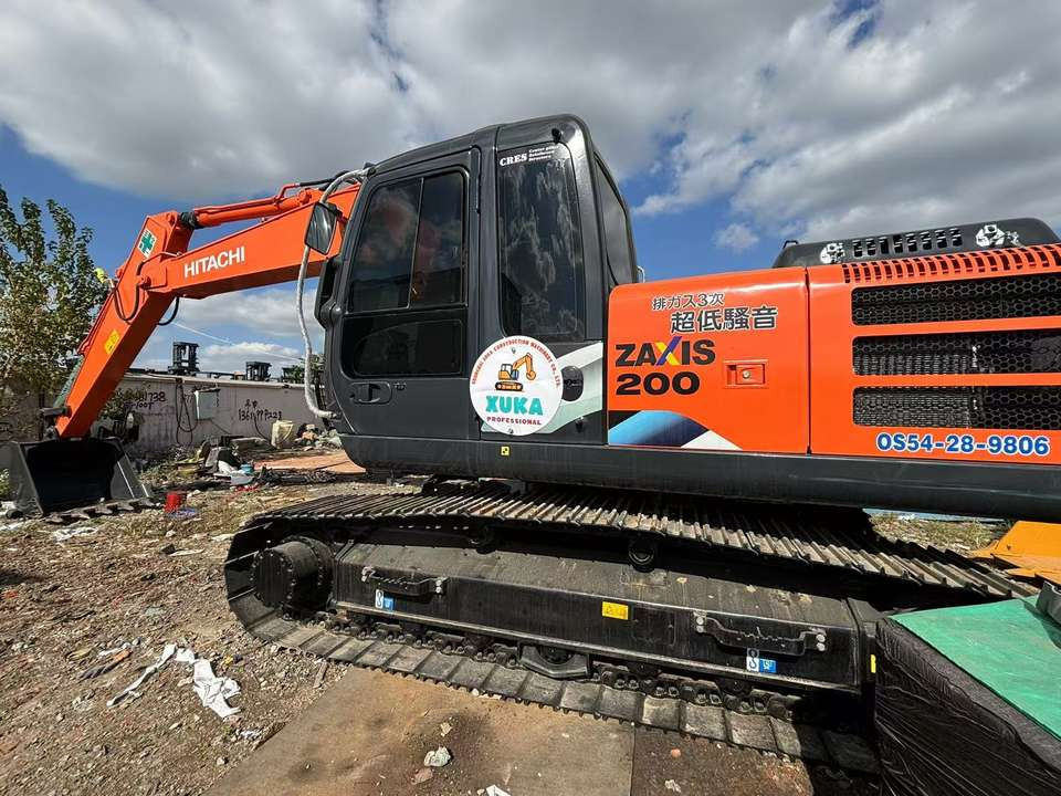 HITACHI ZX200-3 - Lintekskavaator: pilt 5 HITACHI ZX200-3 - Lintekskavaator: pilt 5