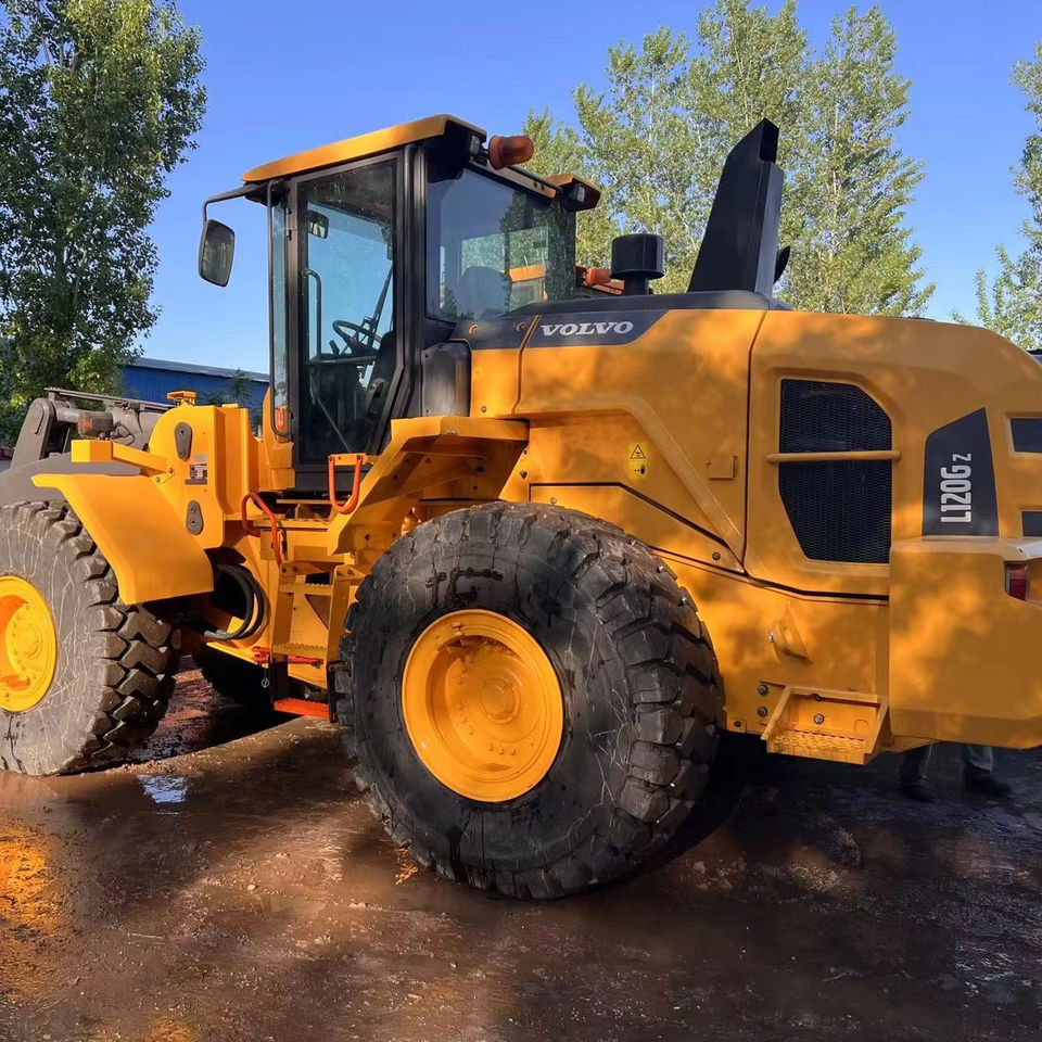 Hot Sale Used VOLVO L120GZ Loader Construction Machinery High Quality  Loader VOLVO - Rataslaadur: pilt 1 Hot Sale Used VOLVO L120GZ Loader Construction Machinery High Quality  Loader VOLVO - Rataslaadur: pilt 1