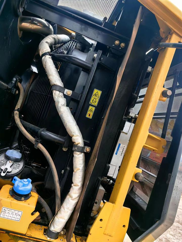 Second Hand Caterpillar CAT 950GC 5 Ton Wheel Loader USED CAT 950 Wheel Loaders in Low Price for Hot Sale - Rataslaadur: pilt 3 Second Hand Caterpillar CAT 950GC 5 Ton Wheel Loader USED CAT 950 Wheel Loaders in Low Price for Hot Sale - Rataslaadur: pilt 3