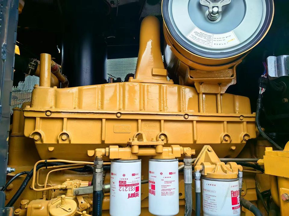 Shantui Second Hand Bulldozer SD32 Original Used Ripper Crawler Bulldozer Core Bearing Including Models SD13 SD16 SD22 SD32 SD42 - Buldooser: pilt 5 Shantui Second Hand Bulldozer SD32 Original Used Ripper Crawler Bulldozer Core Bearing Including Models SD13 SD16 SD22 SD32 SD42 - Buldooser: pilt 5