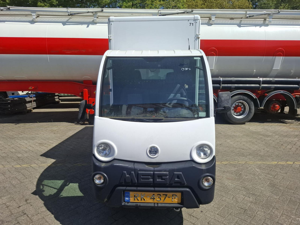 Aixam Mega E-Worker Elektrische Bakwagen RK-437-P - Golfiauto: pilt 3 Aixam Mega E-Worker Elektrische Bakwagen RK-437-P - Golfiauto: pilt 3