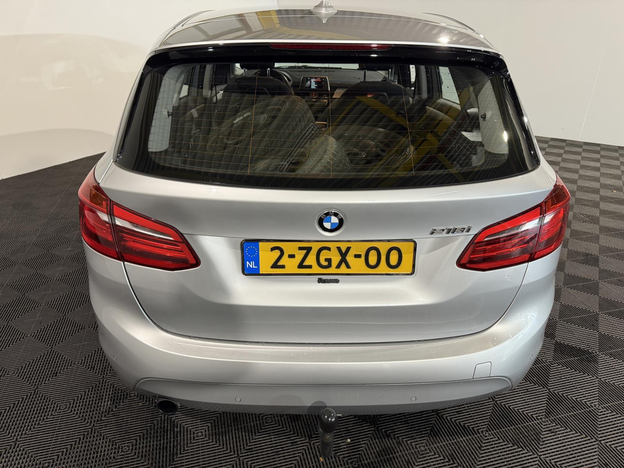 BMW 2-serie Active Tourer 218i Executive 2-ZGX-00 198.295 km - Auto: pilt 4 BMW 2-serie Active Tourer 218i Executive 2-ZGX-00 198.295 km - Auto: pilt 4