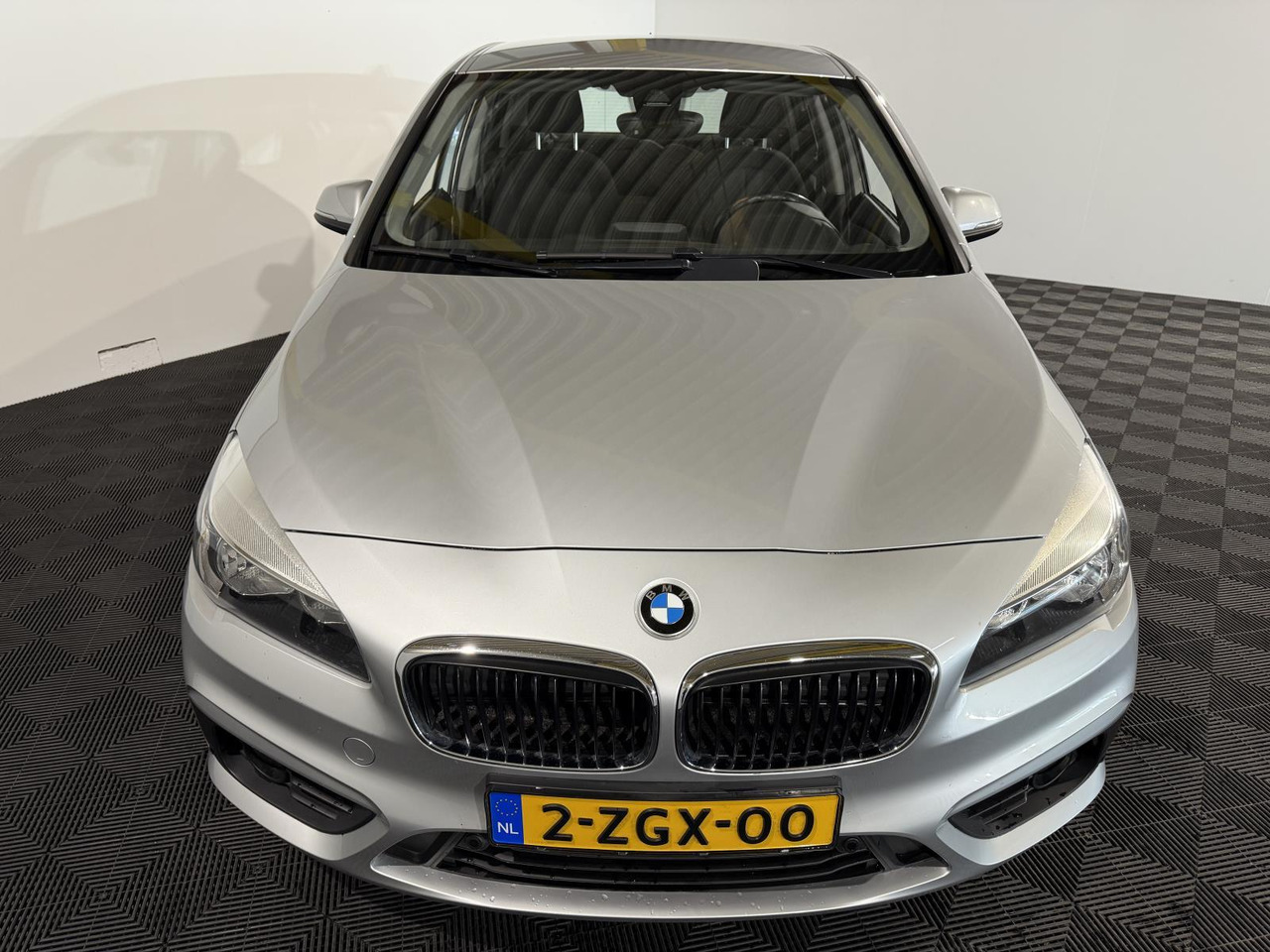 BMW 2-serie Active Tourer 218i Executive 2-ZGX-00 198.295 km - Auto: pilt 2 BMW 2-serie Active Tourer 218i Executive 2-ZGX-00 198.295 km - Auto: pilt 2