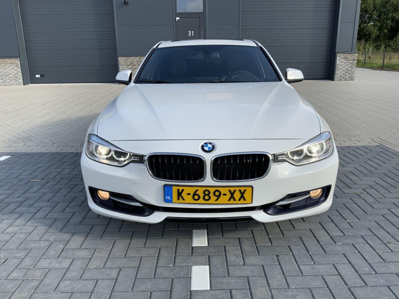 BMW | 3-serie | 328i xDrive Upgrade Edition | 2013 | 179.286 km | K-689-XX - Sedaan: pilt 2 BMW | 3-serie | 328i xDrive Upgrade Edition | 2013 | 179.286 km | K-689-XX - Sedaan: pilt 2