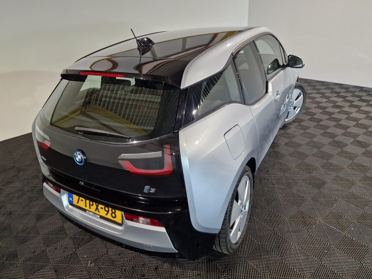 BMW i3 Range Extender 7-TPX-98 48.489 km - Auto: pilt 4 BMW i3 Range Extender 7-TPX-98 48.489 km - Auto: pilt 4