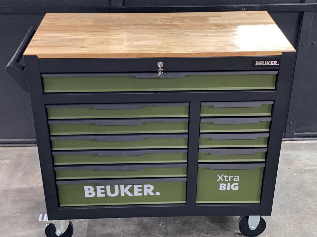 Beuker Xtra Big Gereedschapskist Nieuw - Garaažiseadmed: pilt 1 Beuker Xtra Big Gereedschapskist Nieuw - Garaažiseadmed: pilt 1