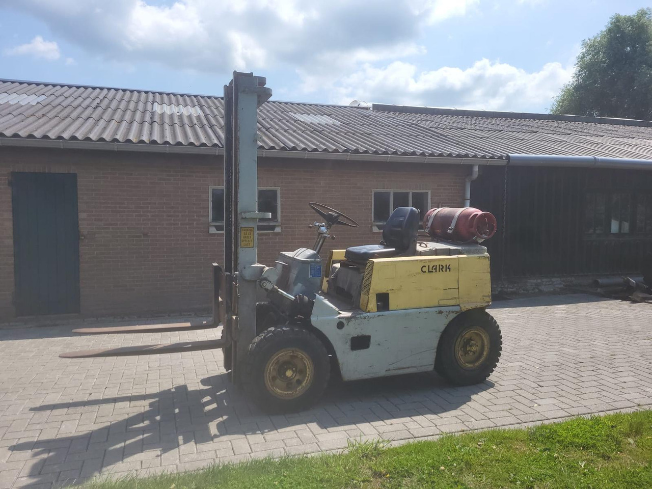 Clark CY40 Heftruck LPG - Gaasitõstuk: pilt 2 Clark CY40 Heftruck LPG - Gaasitõstuk: pilt 2