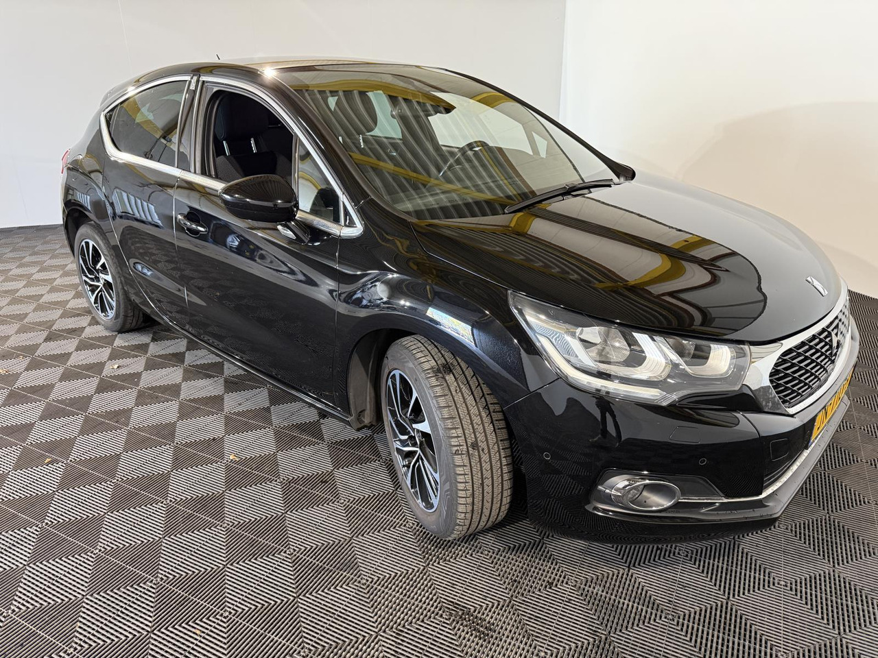 DS 4 1.2 PureTech Business JN-710-B 154.325 km - Auto: pilt 4 DS 4 1.2 PureTech Business JN-710-B 154.325 km - Auto: pilt 4