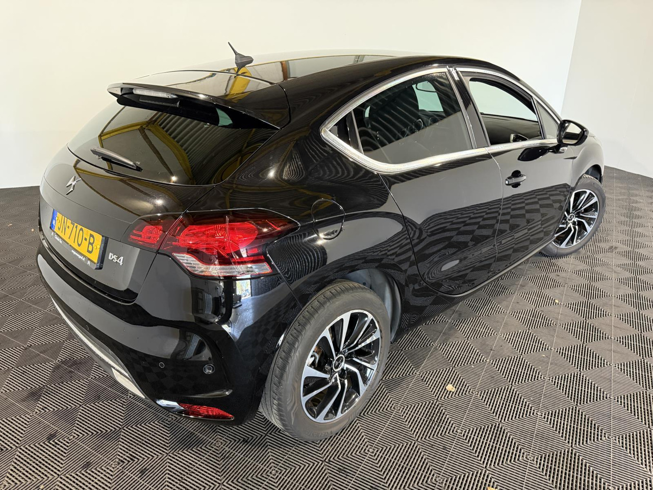 DS 4 1.2 PureTech Business JN-710-B 154.325 km - Auto: pilt 3 DS 4 1.2 PureTech Business JN-710-B 154.325 km - Auto: pilt 3