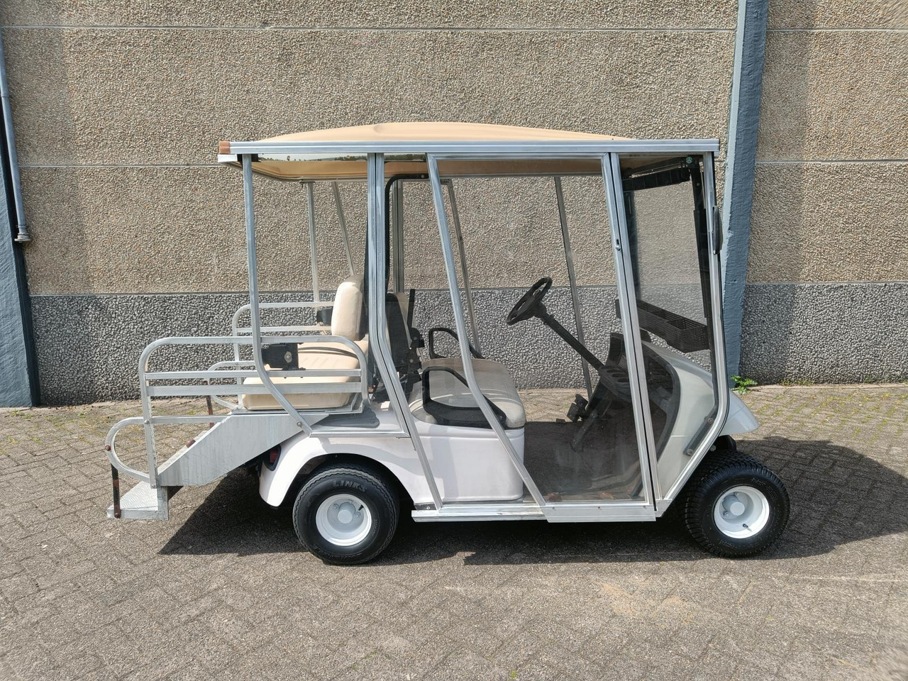 E-Way EW-AM2A 4-Persoons Elektrische Golfkar - Golfiauto: pilt 5 E-Way EW-AM2A 4-Persoons Elektrische Golfkar - Golfiauto: pilt 5