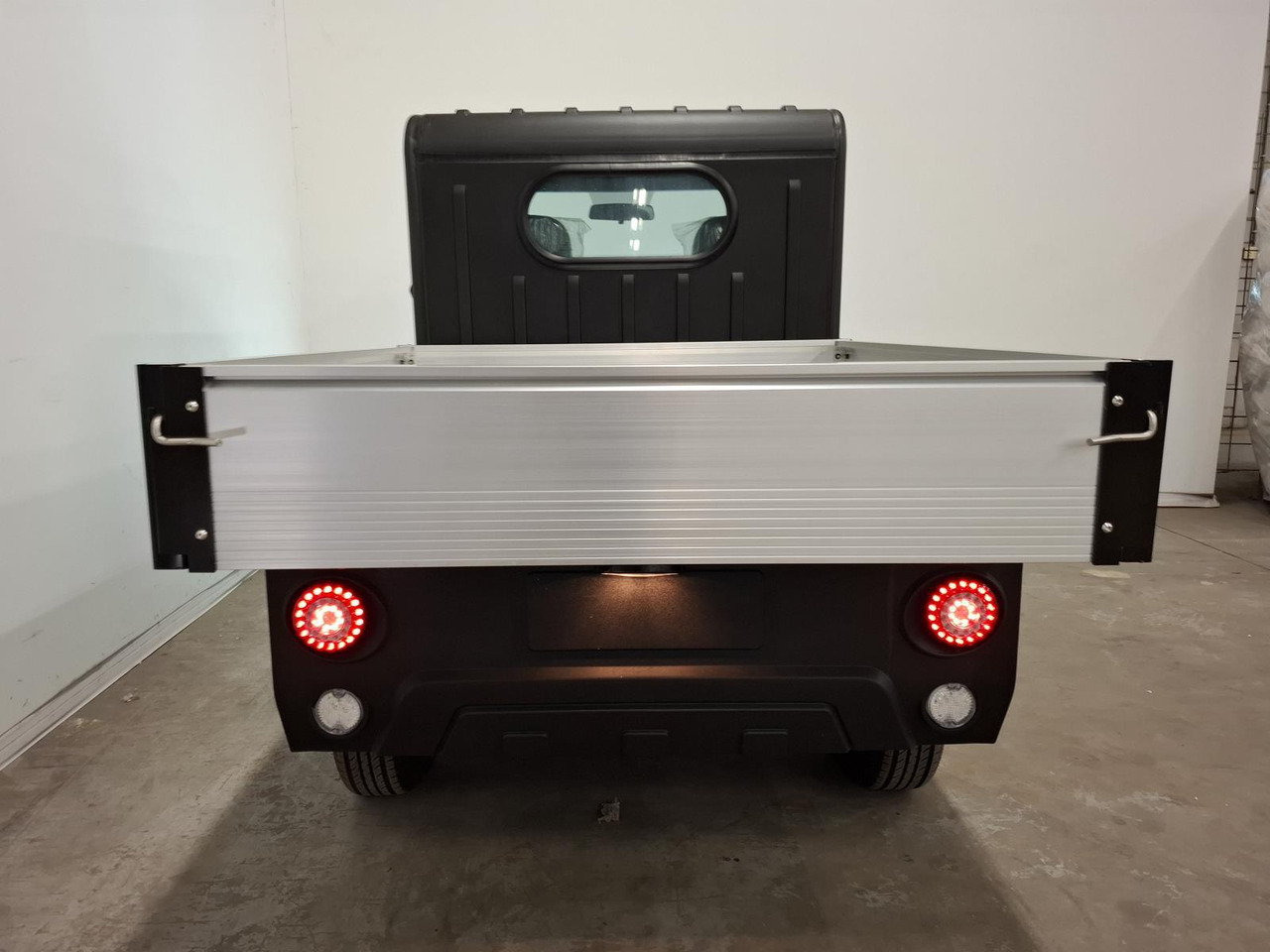Elvtong Selvo S2. DCH + Kipper Open Cargo Box 1009461 - ATV: pilt 2 Elvtong Selvo S2. DCH + Kipper Open Cargo Box 1009461 - ATV: pilt 2