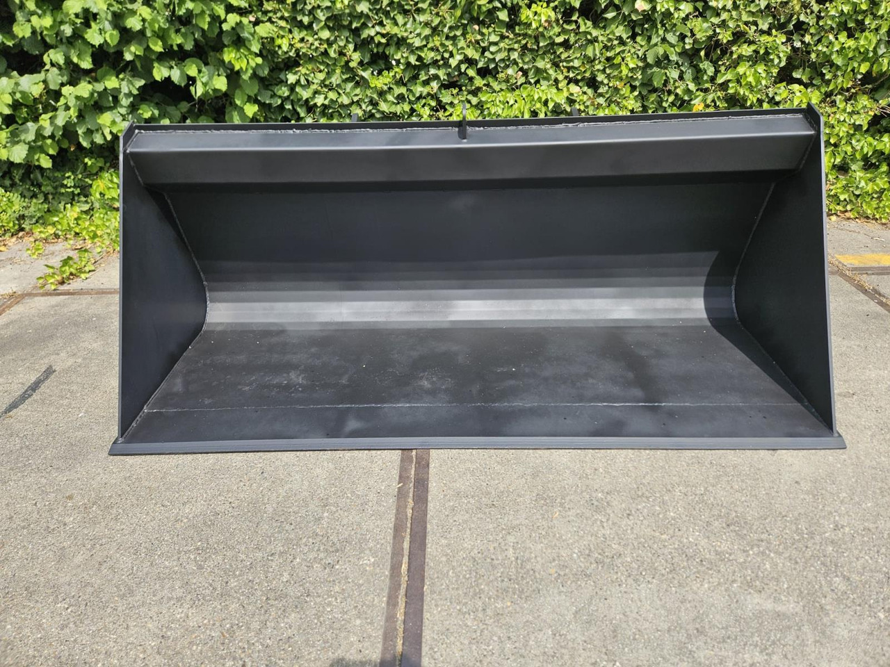 Grondbak t.b.v. Verreiker – Nieuw, Breedte 220 cm (1) - Laaduri kopp: pilt 3 Grondbak t.b.v. Verreiker – Nieuw, Breedte 220 cm (1) - Laaduri kopp: pilt 3