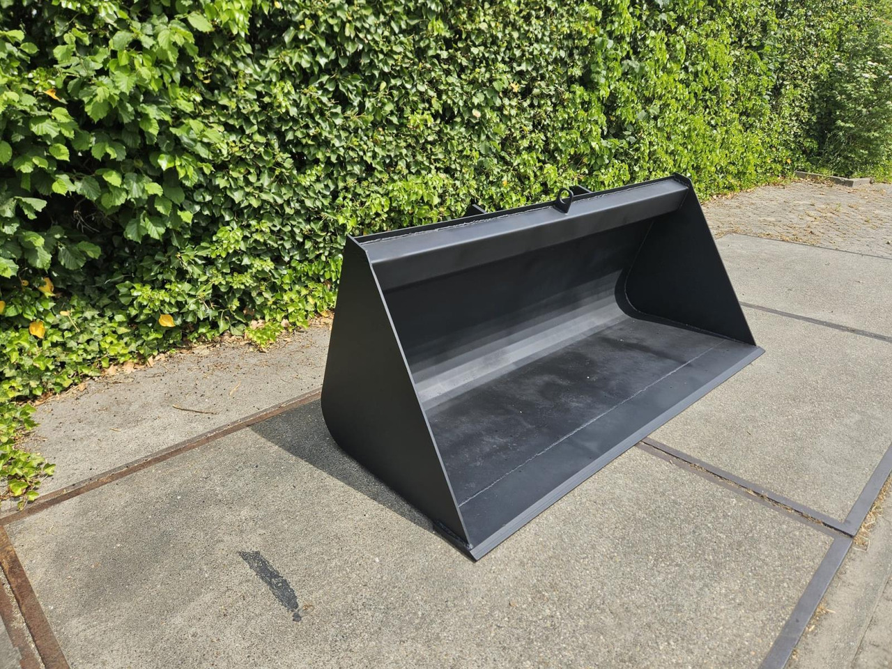 Grondbak t.b.v. Verreiker – Nieuw, Breedte 220 cm (2) - Laaduri kopp: pilt 1 Grondbak t.b.v. Verreiker – Nieuw, Breedte 220 cm (2) - Laaduri kopp: pilt 1