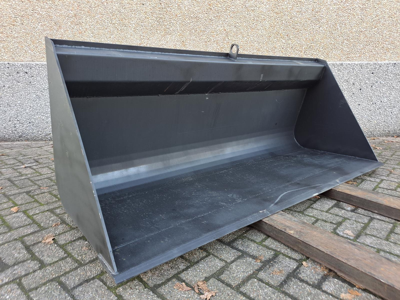 Grondbak t.b.v. Verreiker – Nieuw, Breedte 240 cm (2) - Laaduri kopp: pilt 1 Grondbak t.b.v. Verreiker – Nieuw, Breedte 240 cm (2) - Laaduri kopp: pilt 1