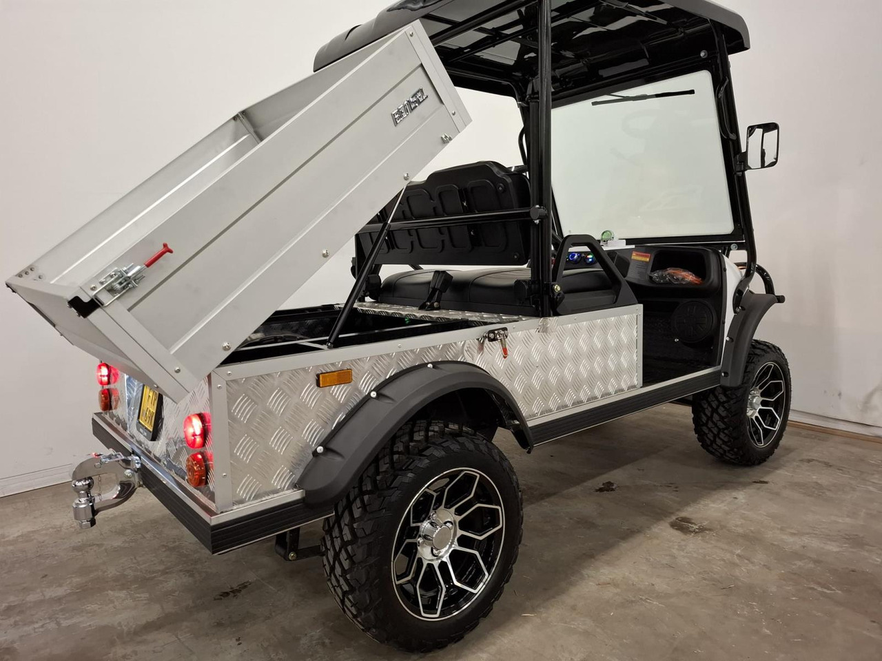 HDK Bensel BSN700R met Kiep Laadbak 2025 FTP-69-K - Golfiauto: pilt 4 HDK Bensel BSN700R met Kiep Laadbak 2025 FTP-69-K - Golfiauto: pilt 4