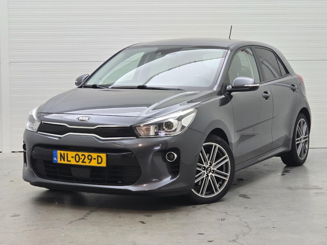 Kia Rio 1.0 TGDI First Edition | 2017 | 164.595 km | NL029D | NAP: Logisch - Luukpära: pilt 1 Kia Rio 1.0 TGDI First Edition | 2017 | 164.595 km | NL029D | NAP: Logisch - Luukpära: pilt 1