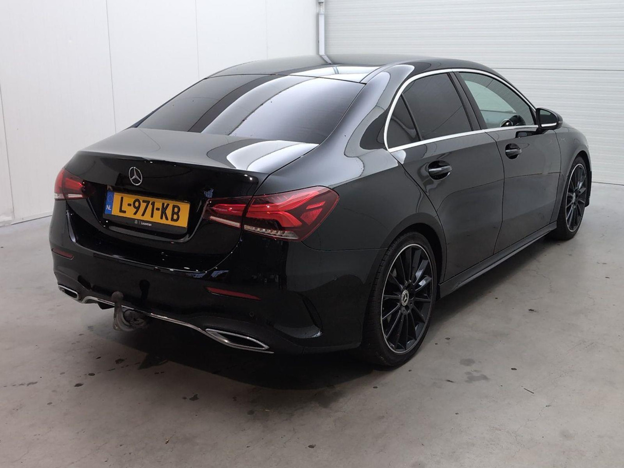 Mercedes-Benz A-klasse 180 Business Solution AMG | 2019 | 114.868 km | Automaat | L971KB | NAP: Geen oordeel - Sedaan: pilt 4 Mercedes-Benz A-klasse 180 Business Solution AMG | 2019 | 114.868 km | Automaat | L971KB | NAP: Geen oordeel - Sedaan: pilt 4