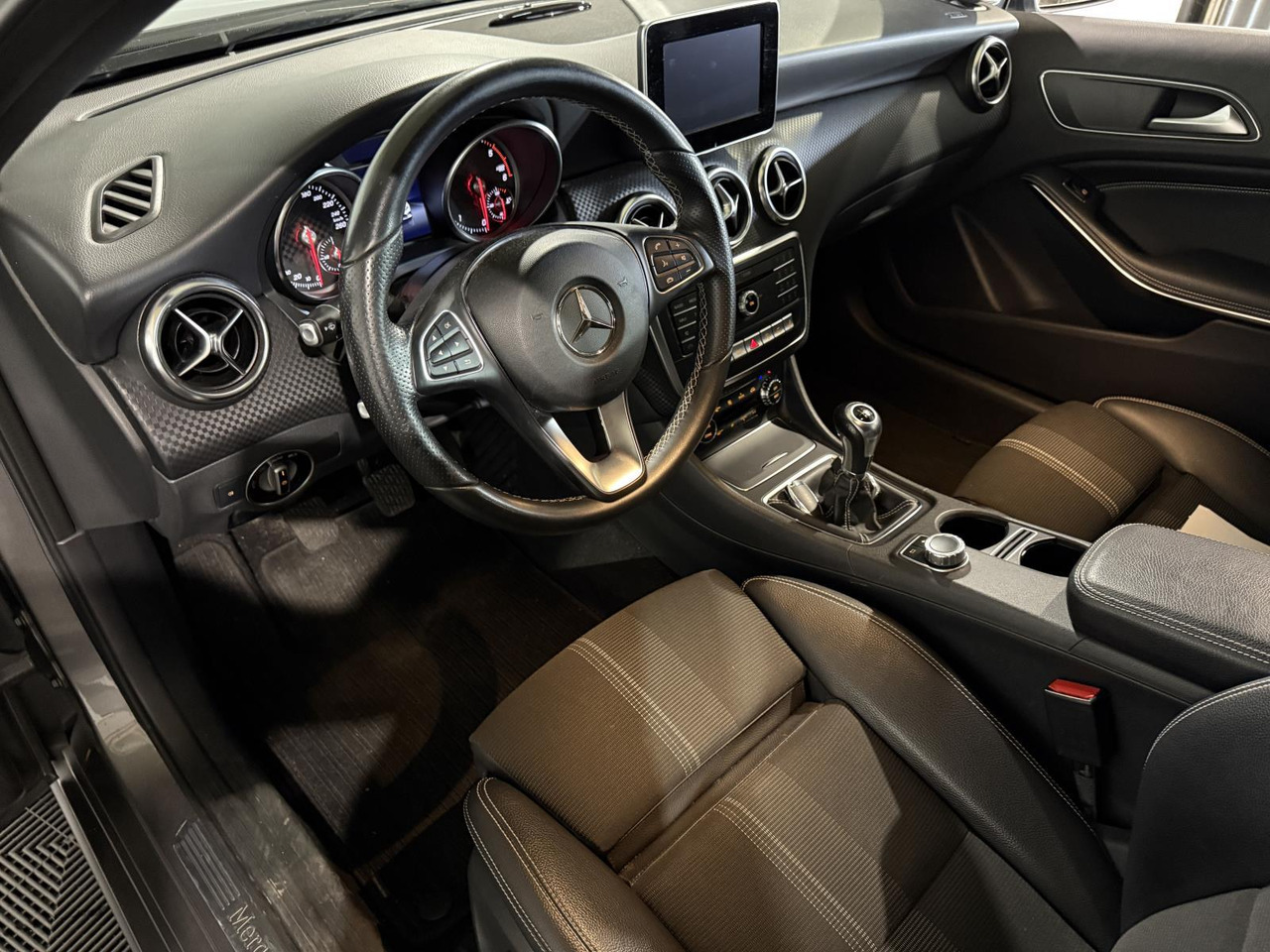 Mercedes-Benz A-klasse 200d Sport Edition | 2018 | 168.268 km | K-690-BJ - Luukpära: pilt 3 Mercedes-Benz A-klasse 200d Sport Edition | 2018 | 168.268 km | K-690-BJ - Luukpära: pilt 3
