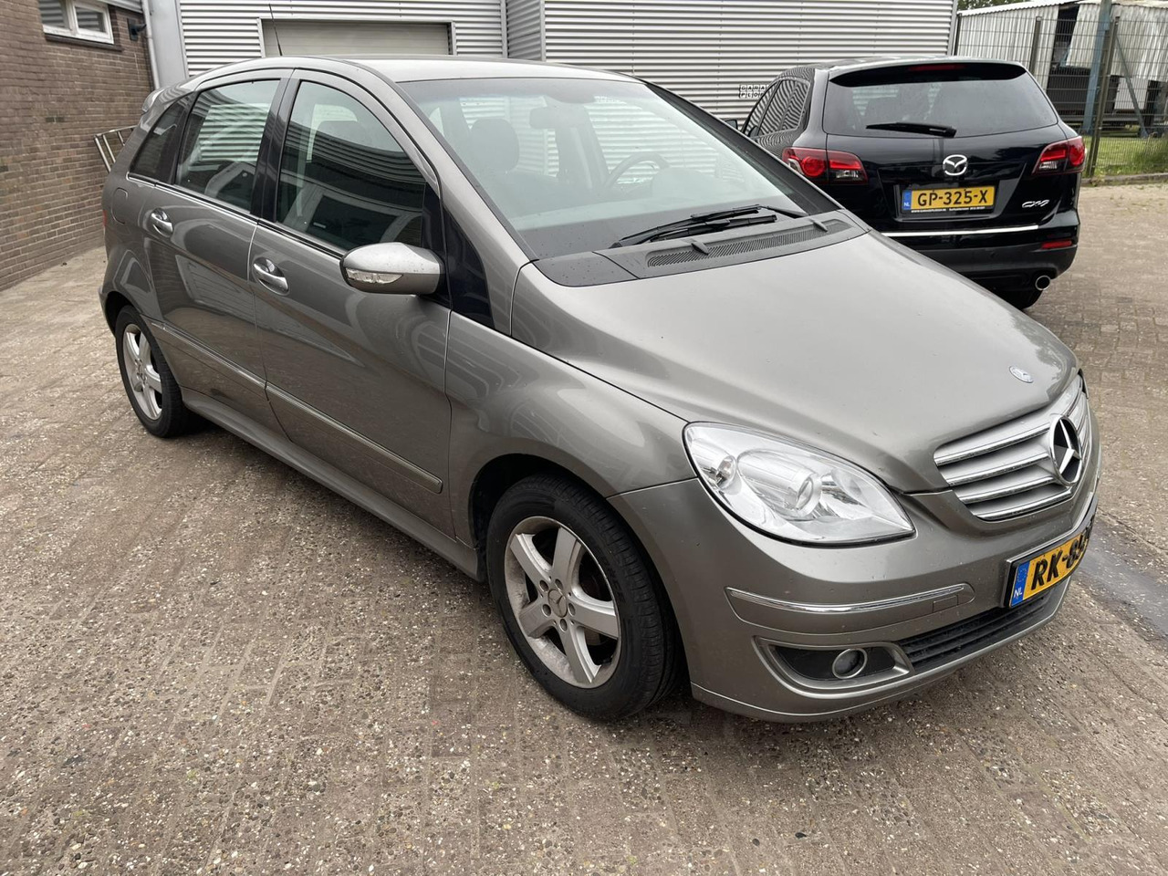 Mercedes-Benz B-Klasse 170 Business Class | 2005 | 217.372 km | RK-857-B - Auto: pilt 5 Mercedes-Benz B-Klasse 170 Business Class | 2005 | 217.372 km | RK-857-B - Auto: pilt 5