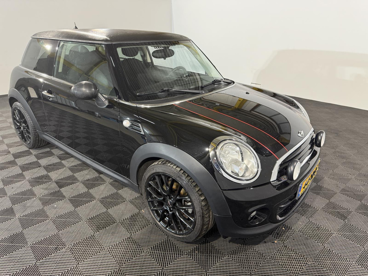 Mini | Mini | 1.6 One Business Line | 2012 | 173.357 km | 44XDJ7 | Logisch - Luukpära: pilt 3 Mini | Mini | 1.6 One Business Line | 2012 | 173.357 km | 44XDJ7 | Logisch - Luukpära: pilt 3