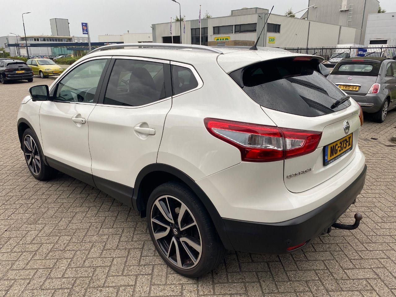 Nissan Qashqai 1.2 Tekna | 2016 | 172.484 km | Automaat | NG373X | NAP: Geen oordeel - Maastur: pilt 3 Nissan Qashqai 1.2 Tekna | 2016 | 172.484 km | Automaat | NG373X | NAP: Geen oordeel - Maastur: pilt 3