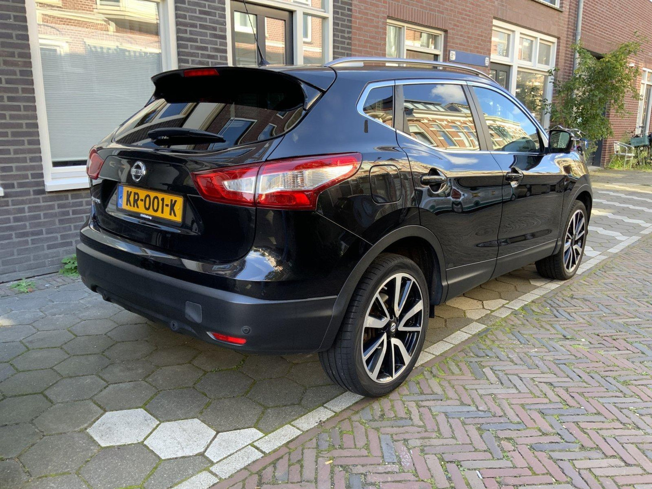 Nissan | Qashqai | 1.2 Tekna | 2016 | 193.328 km | Automaat | KR001K | Logisch - Maastur: pilt 2 Nissan | Qashqai | 1.2 Tekna | 2016 | 193.328 km | Automaat | KR001K | Logisch - Maastur: pilt 2