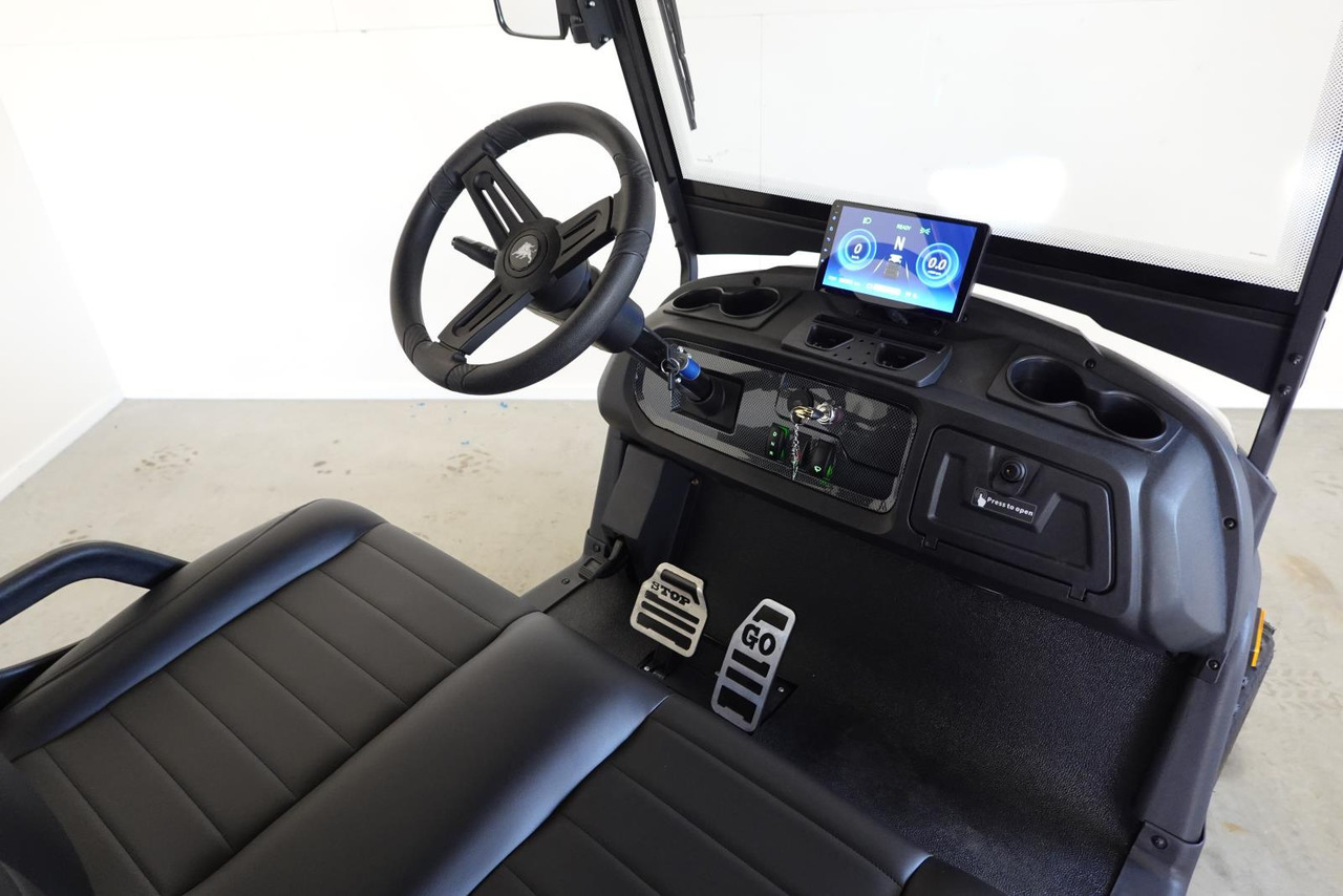 OX ZG2L 2-zits Golfkar met Laadbak Wit Nieuw - Golfiauto: pilt 3 OX ZG2L 2-zits Golfkar met Laadbak Wit Nieuw - Golfiauto: pilt 3