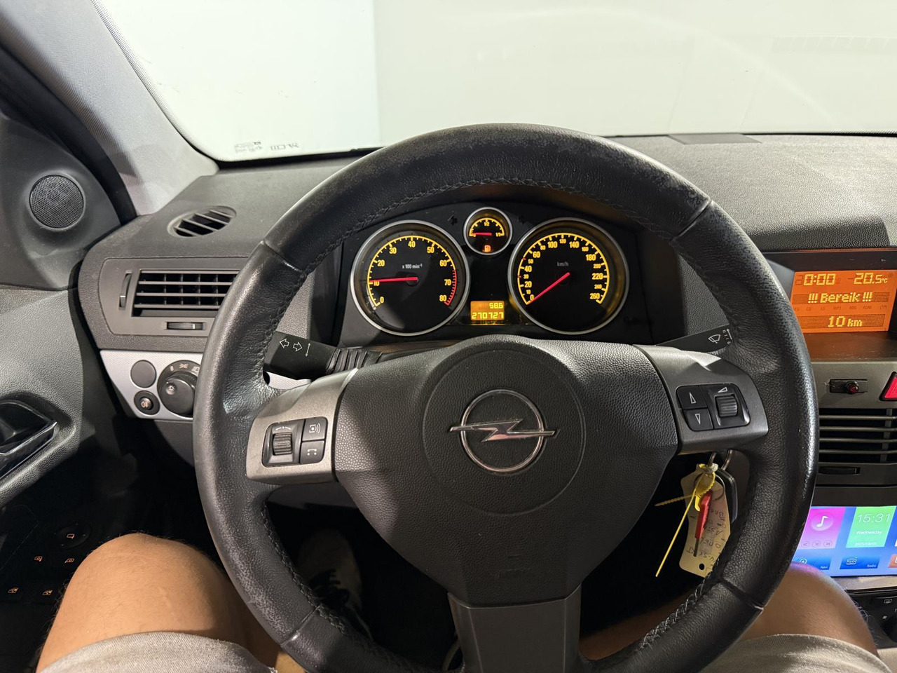 Opel Astra GTC 1.6 Edition | 2006 | 270.729 km | 44-SX-ZT - Luukpära: pilt 5 Opel Astra GTC 1.6 Edition | 2006 | 270.729 km | 44-SX-ZT - Luukpära: pilt 5