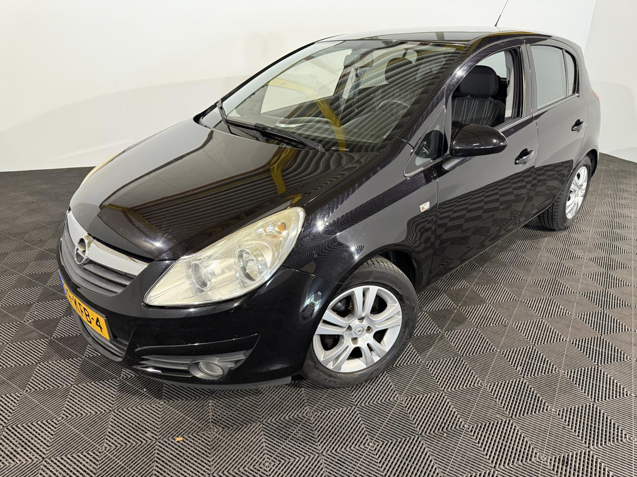 Opel Corsa 1.4-16V Edition | 2009 | 259.282 km | 29-KFB-4 - Luukpära: pilt 1 Opel Corsa 1.4-16V Edition | 2009 | 259.282 km | 29-KFB-4 - Luukpära: pilt 1