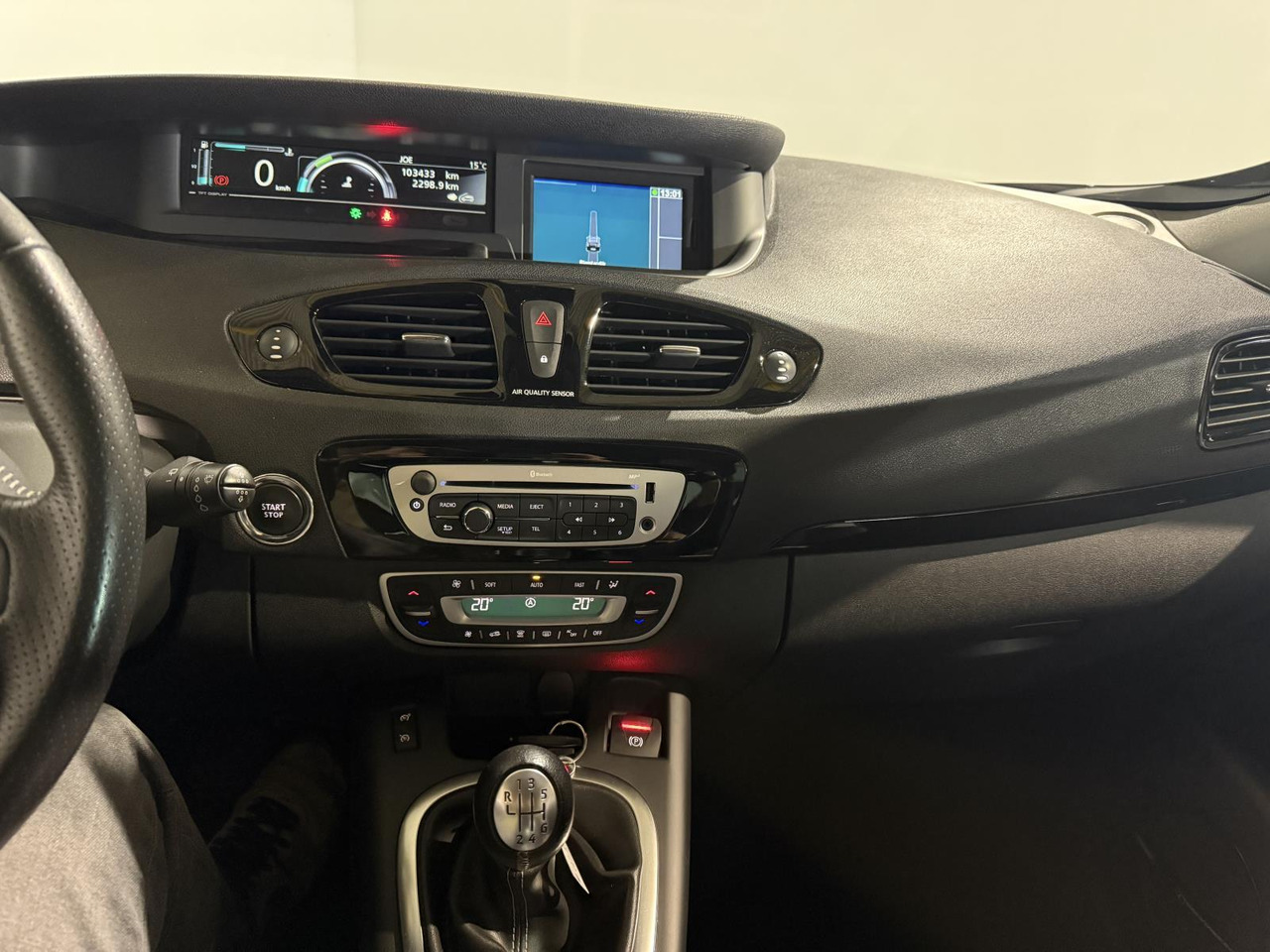 Renault | Scénic | 1.2 TCe Bose | 2013 | 103.433 km | 9KZR67 | Logisch - Auto: pilt 5 Renault | Scénic | 1.2 TCe Bose | 2013 | 103.433 km | 9KZR67 | Logisch - Auto: pilt 5